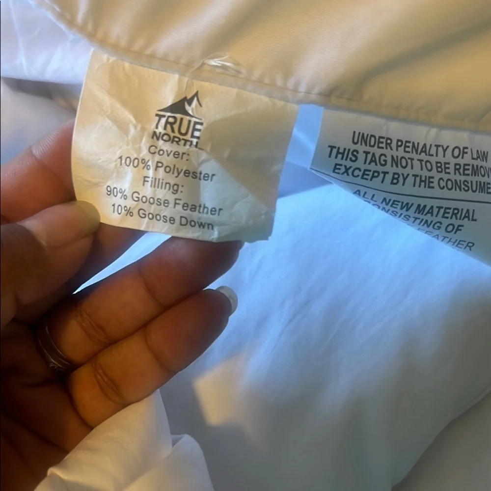 Luxurious White Down Comforter